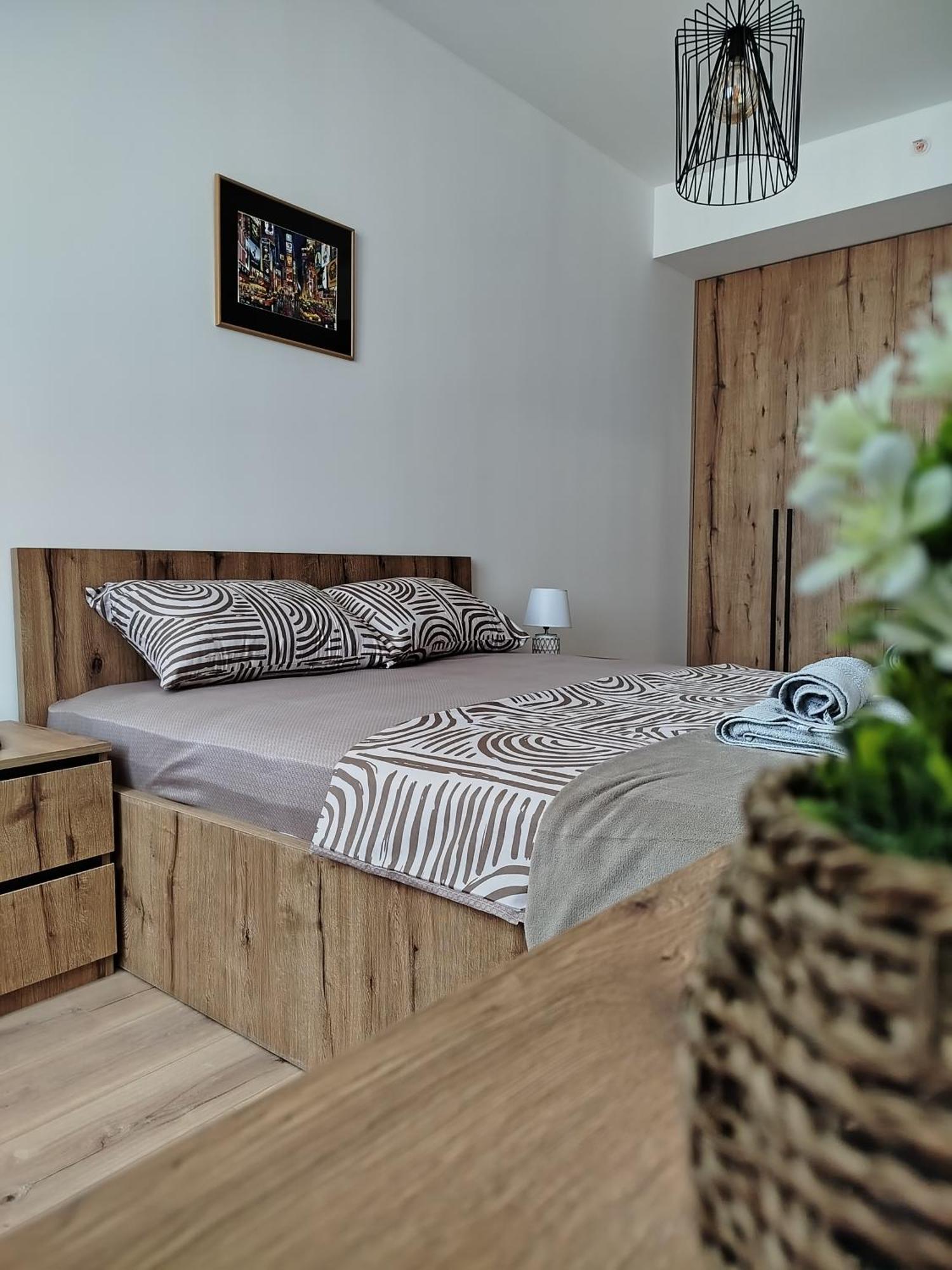 19Th & 18Th Floor Secure Apartments With Pool & Fitness & Parking Included In Price Skopje Luaran gambar