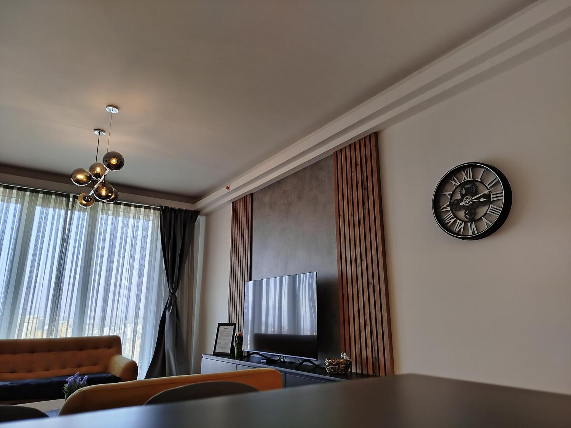 19Th & 18Th Floor Secure Apartments With Pool & Fitness & Parking Included In Price Skopje Luaran gambar