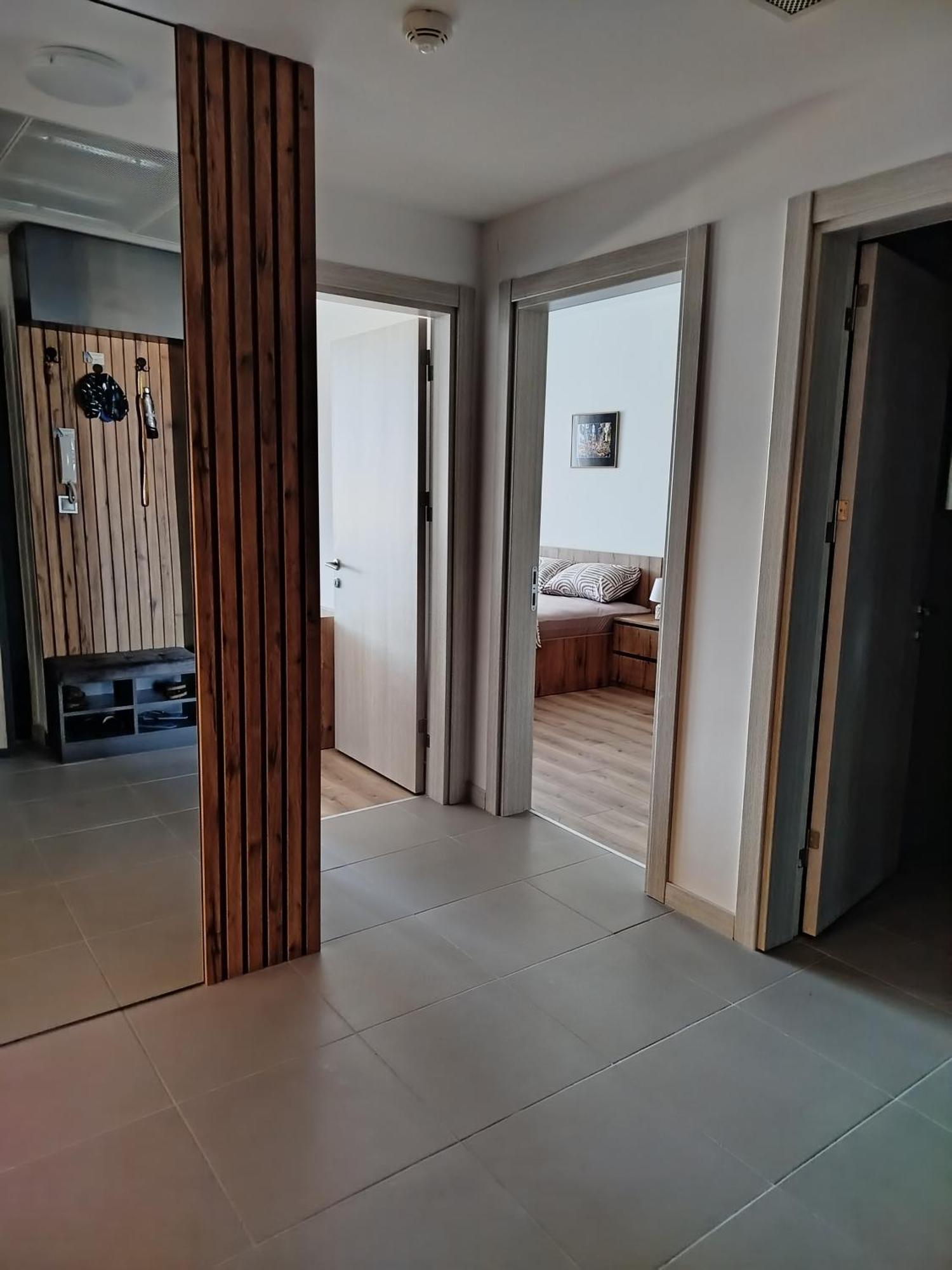 19Th & 18Th Floor Secure Apartments With Pool & Fitness & Parking Included In Price Skopje Luaran gambar