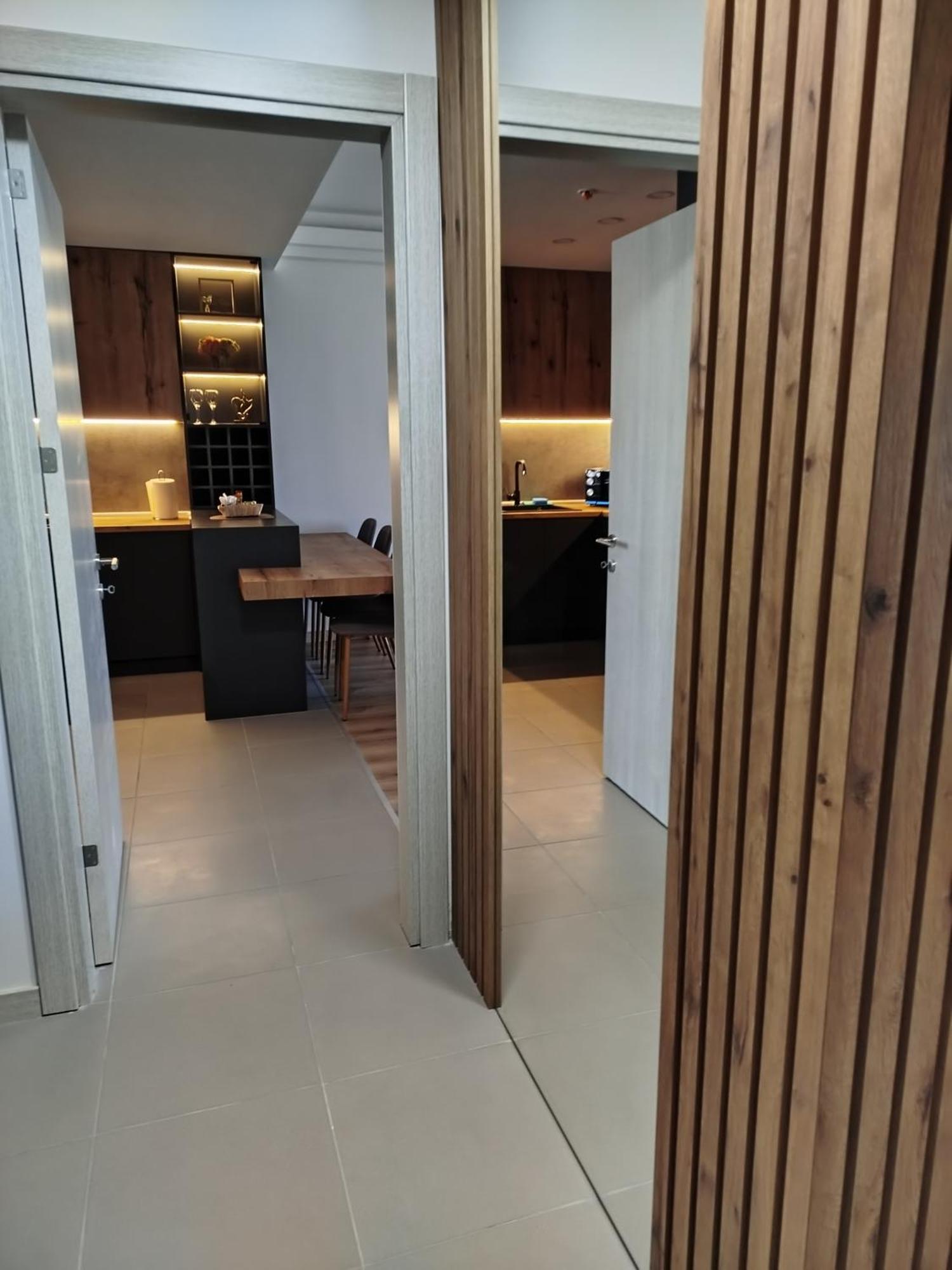 19Th & 18Th Floor Secure Apartments With Pool & Fitness & Parking Included In Price Skopje Luaran gambar